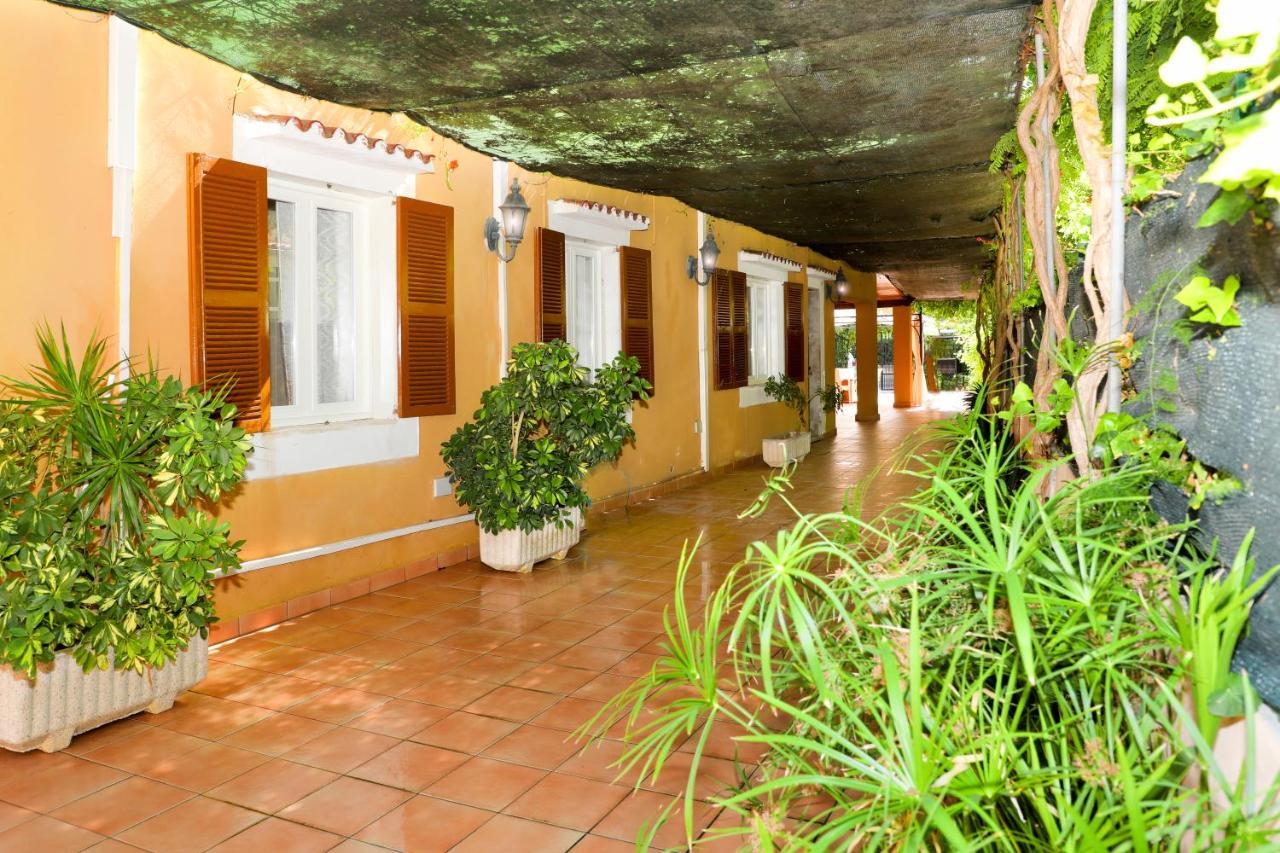 Carrasquet Villa *
